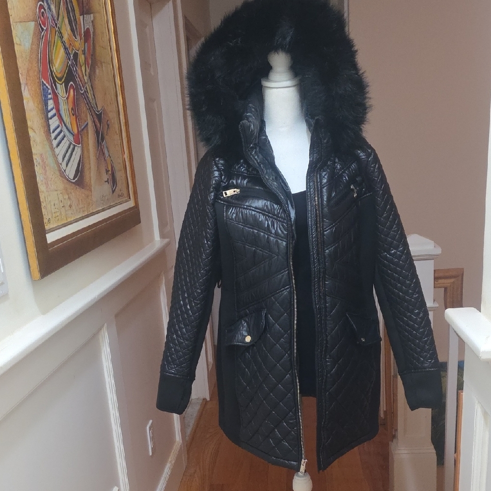 Michael Kors Black Quilted Puffer Coat with Fur Trimmed Hood- Pre-owned